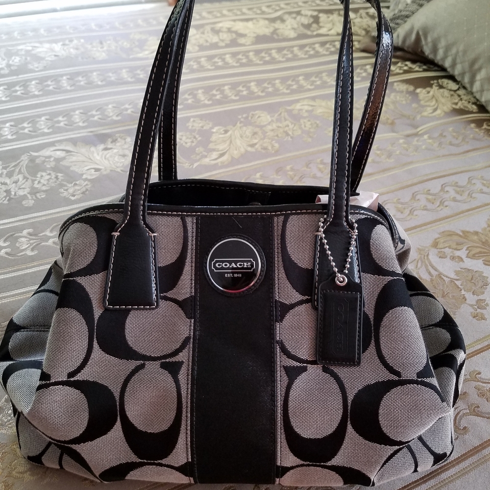 Black signature Kisslock Satchel